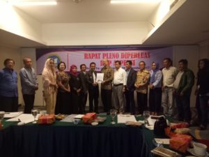 Rapat Pleno, ALPEKSI MoU Dengan BMI Travel Umrah dan Haji Wholesale